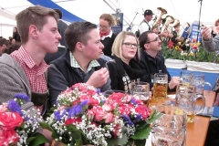 Im-Festzelt